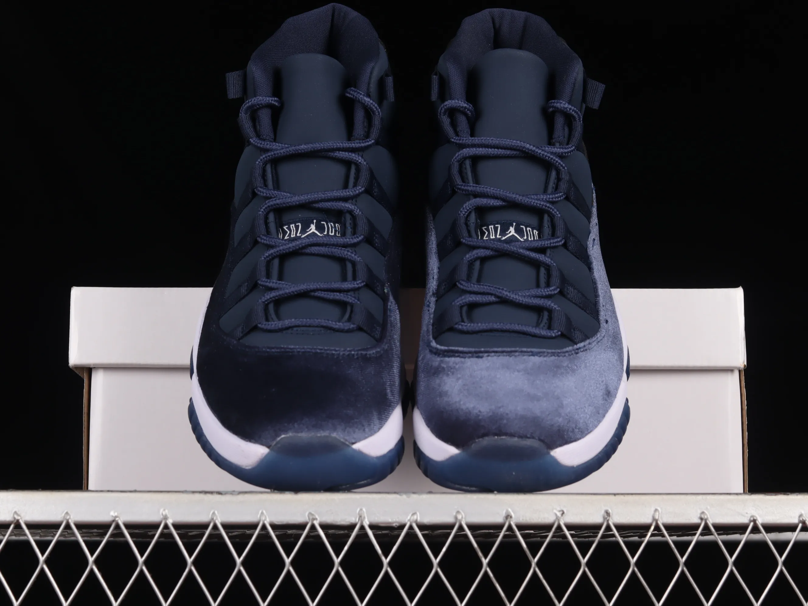 All categories Air Jordan Jordan series basketball shoes Air Jordan 11 Air Jordan 11 Velvet "Midnight Navy" AJ11 Joe 11 Midnight Blue AR0715-441